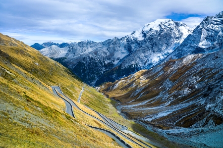 Italy Road Trip: Tyrol & The Hairpins of Stelvio's Pass